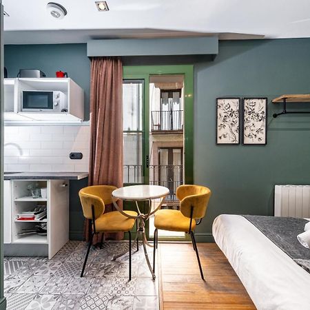Ainb Born-Dames Apartments Barcellona Esterno foto