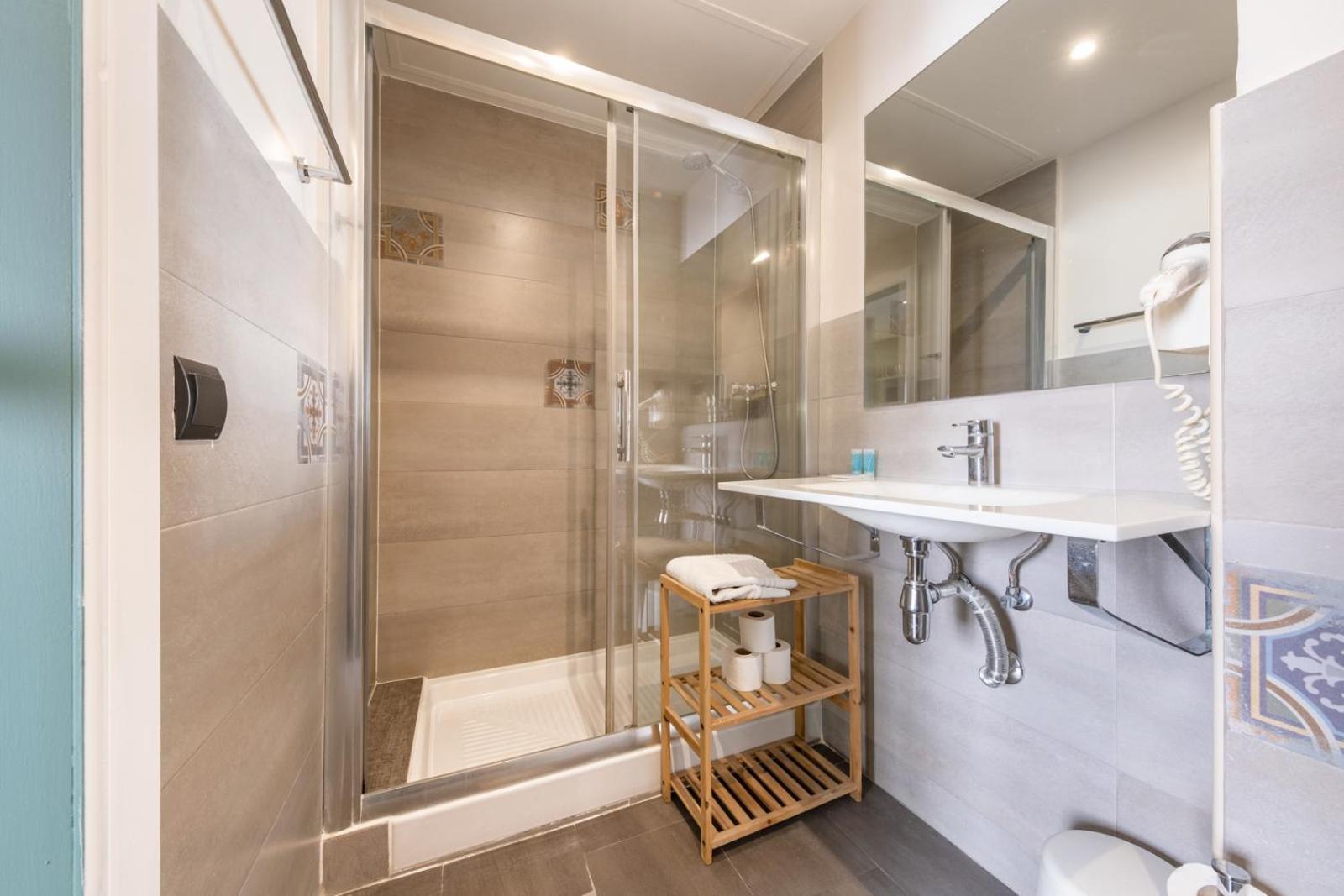 Ainb Born-Dames Apartments Barcellona Esterno foto