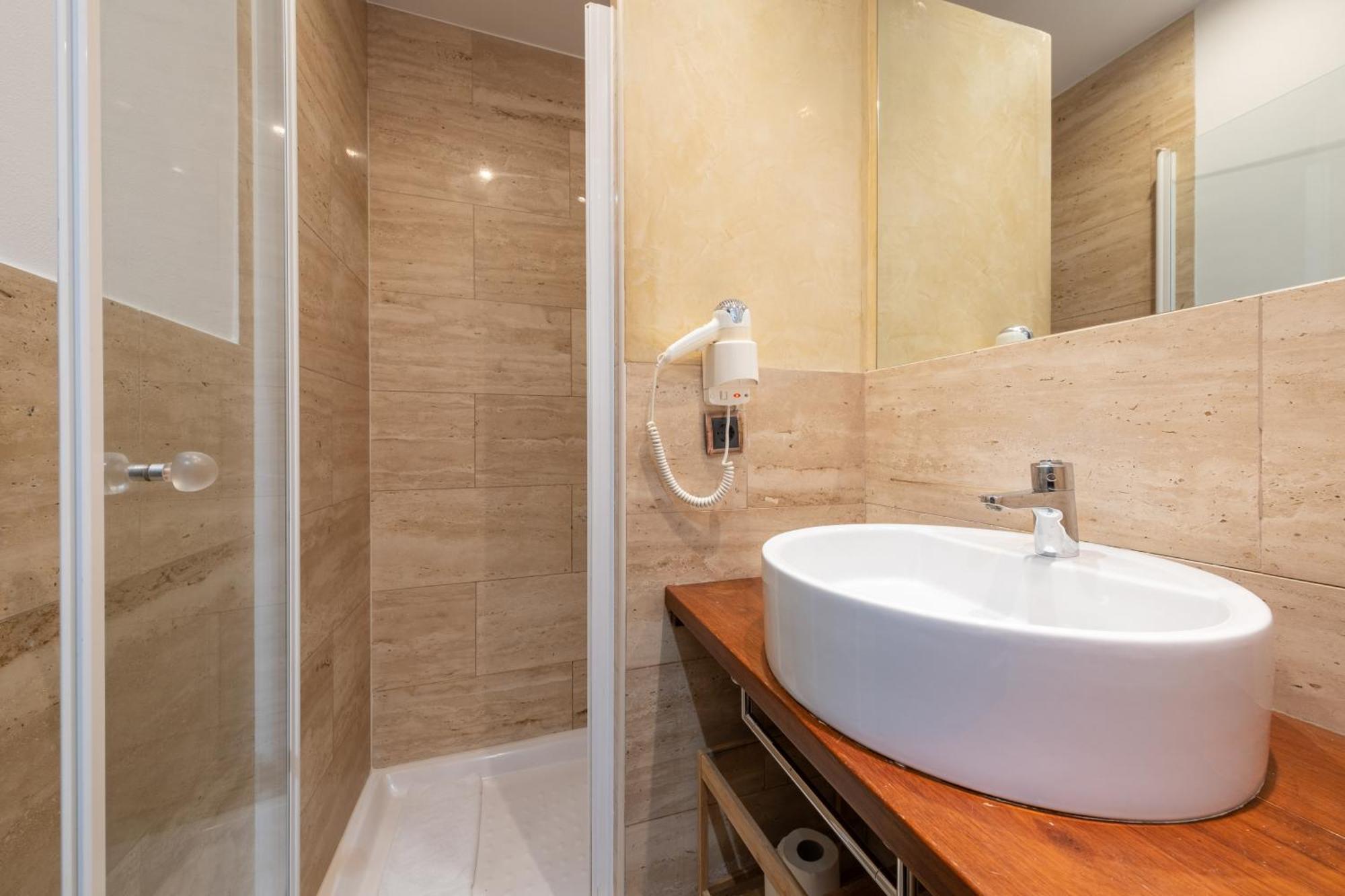 Ainb Born-Dames Apartments Barcellona Esterno foto