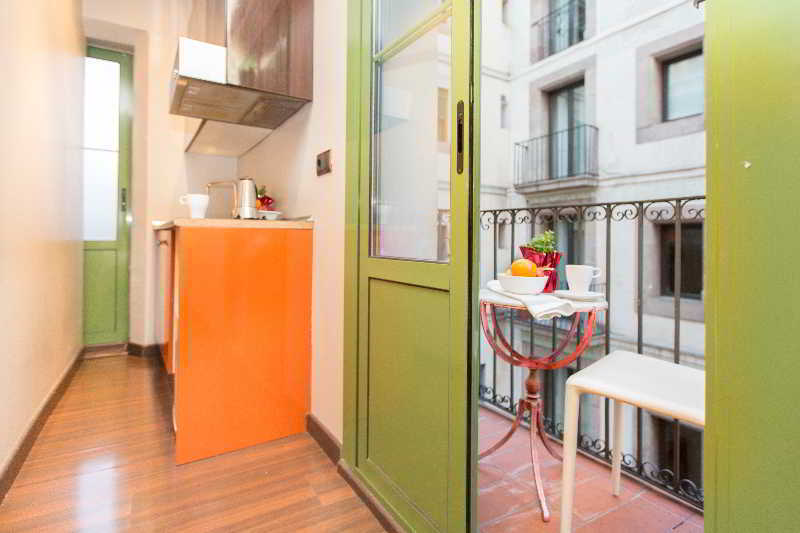 Ainb Born-Dames Apartments Barcellona Esterno foto