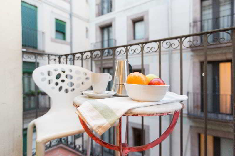 Ainb Born-Dames Apartments Barcellona Esterno foto